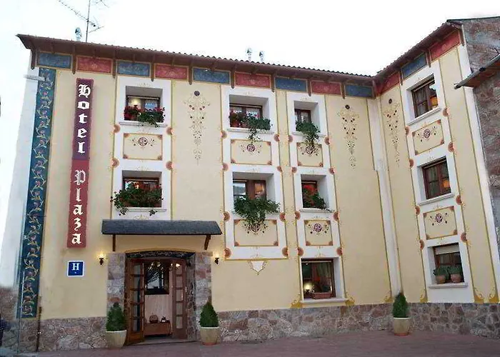 Plaza Hotel Castejón de Sos